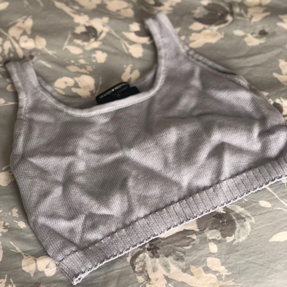 Brandy Melville cropped top tank